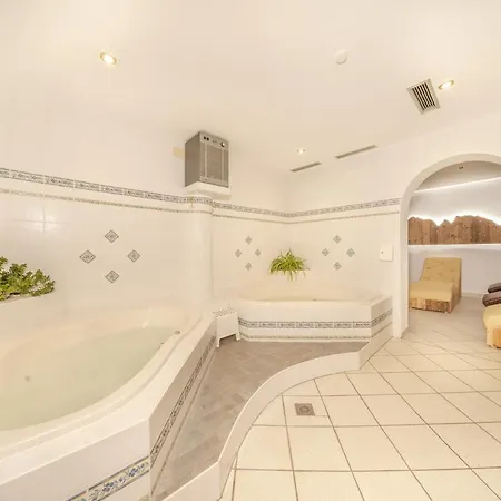 Garni Melissa Hotel 3*