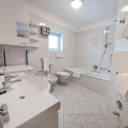 Hotel Garni Melissa 3*